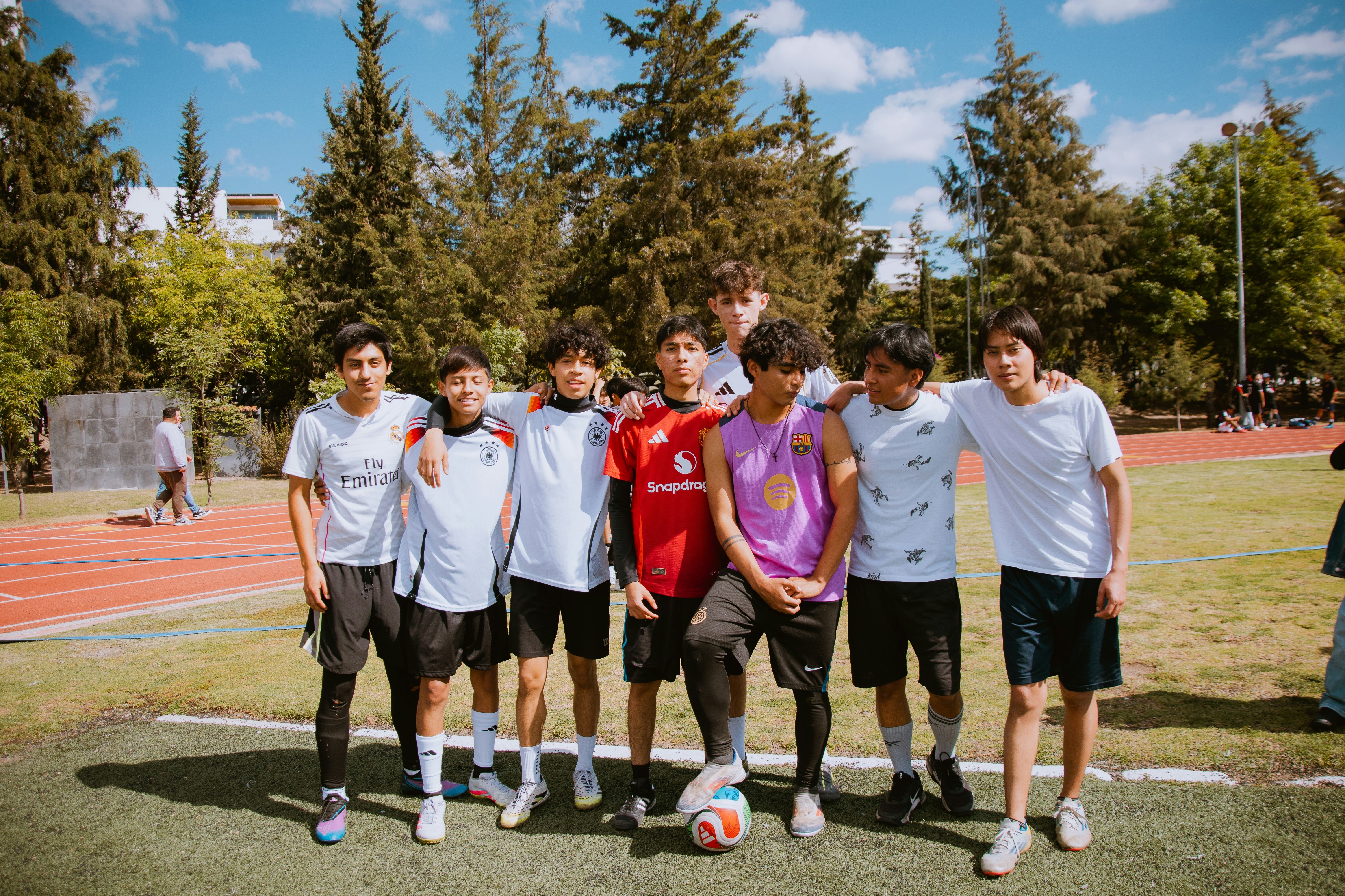 新赛季越来越近！掘金官推更新球员们近期的训练动态